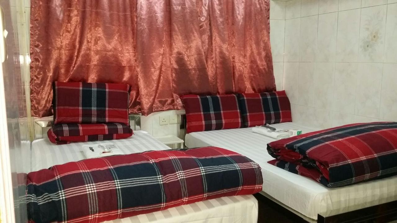 Pay-Less A2 Hotel Хонконг Екстериор снимка