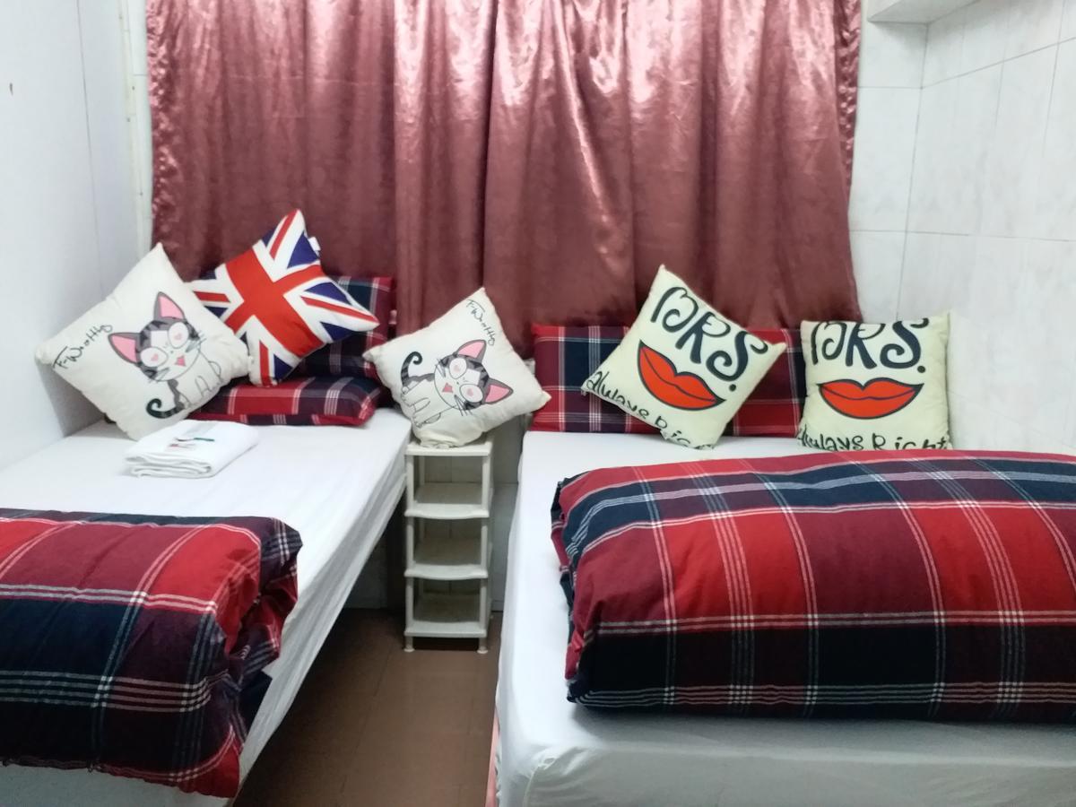 Pay-Less A2 Hotel Хонконг Екстериор снимка