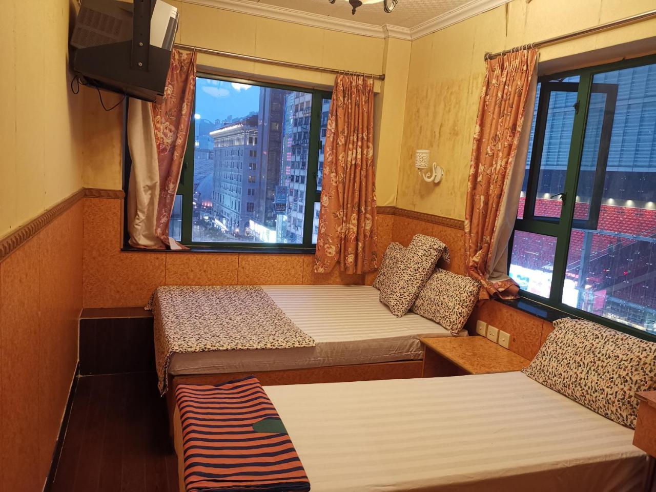 Pay-Less A2 Hotel Хонконг Екстериор снимка