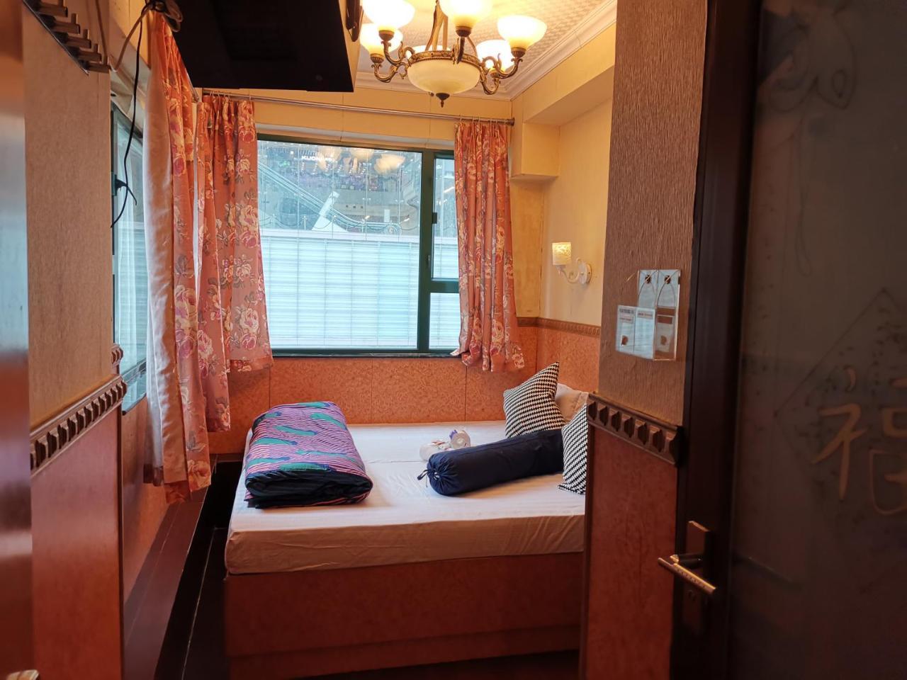 Pay-Less A2 Hotel Хонконг Екстериор снимка